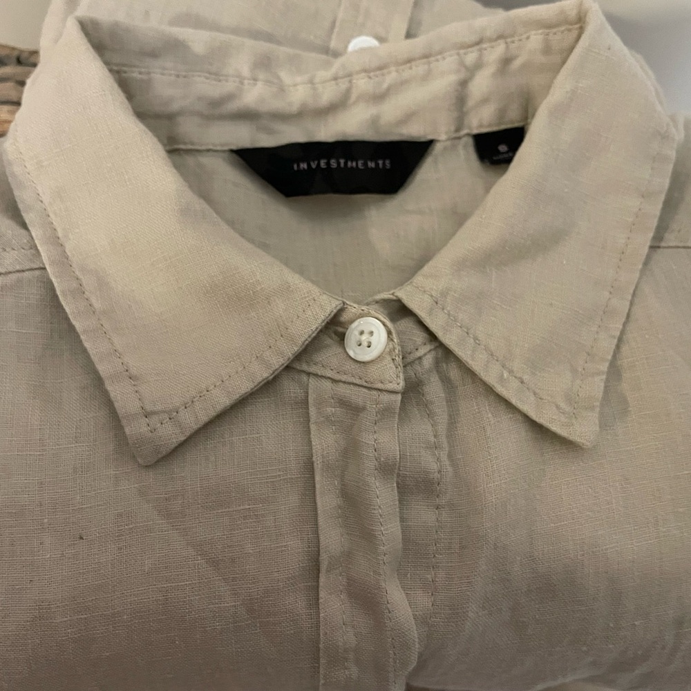 100% Linen Women’s Beige Button-Down Shirt Investments Peplum Back Preppy Sz S